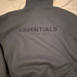 Fear of God Essentials Sweatshirt in stretch limo color way